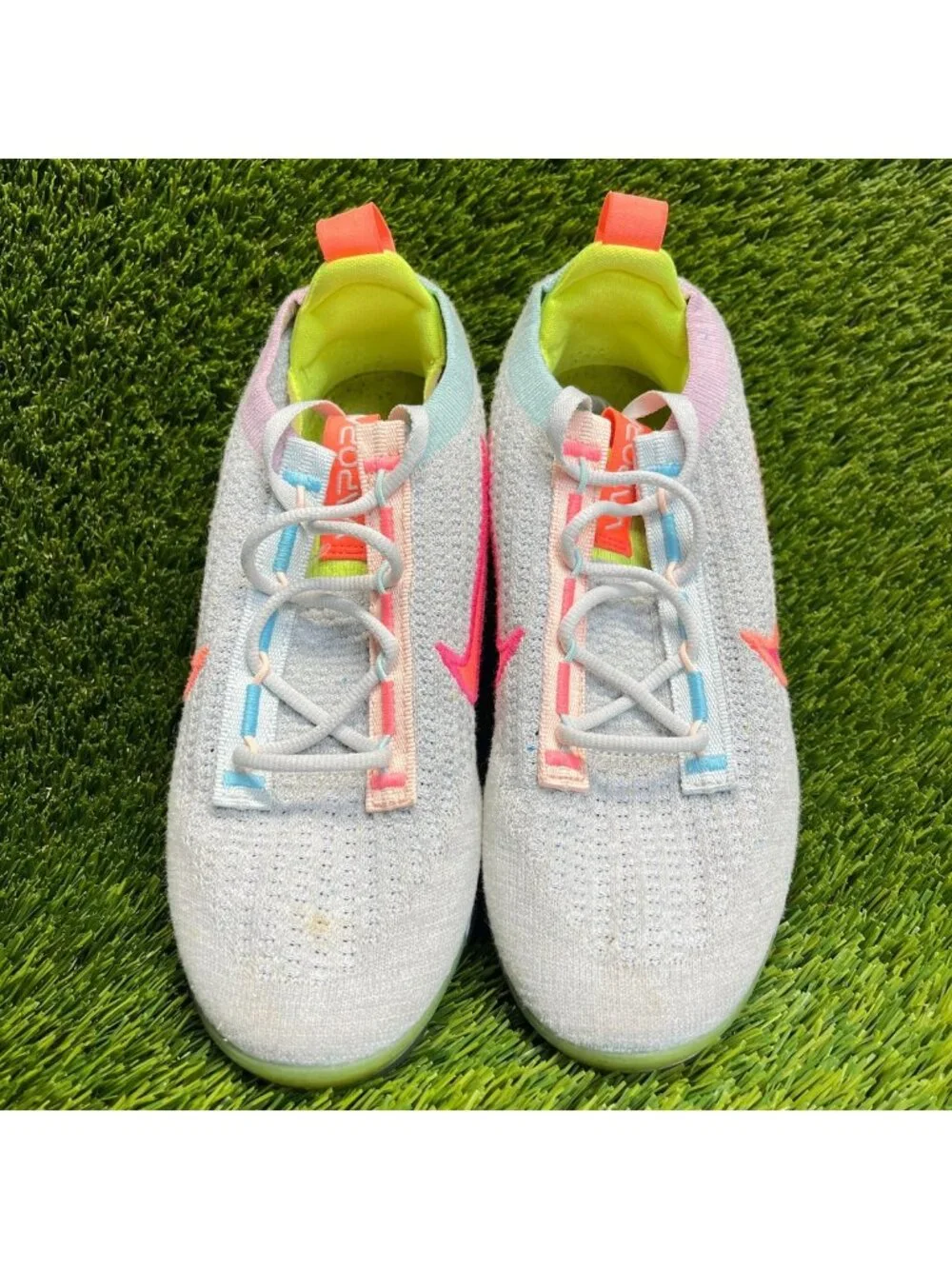 Nike Air Vapormax 2021 Flyknit Womens Size 8 Gray Pink Athletic Shoes Sneakers